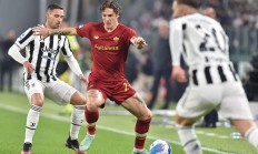 开云体育官方网站-尤文图斯主场完胜波尔图，意甲榜首位置毫无悬念的简单介绍