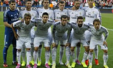 开云APP-绿茵场与乒乓桌的共振，韩国队轻取英格兰队，张本智和点燃赛场