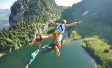 开云APP-孤勇者的落幕与王者的黎明，奥恰洛夫燃尽赛场，见证中国队绝杀奇迹