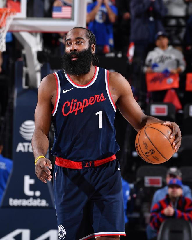 篮网大胜灰熊，取得连胜