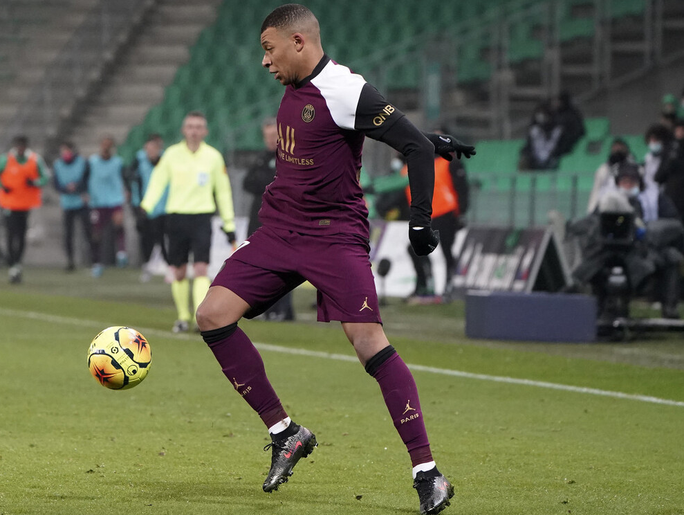 里昂遭遇失利，积分榜略有下滑