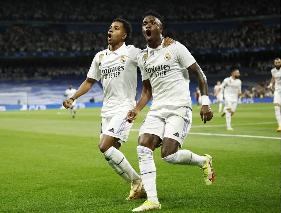 巴伦西亚大胜西班牙人,AC米兰客场击败那不勒斯 巴伦西亚大胜西班牙人,AC米兰客场击败那不勒斯