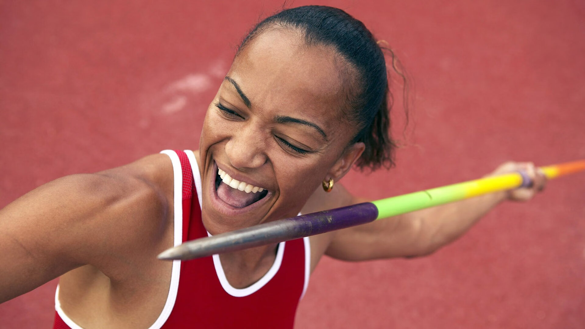 沙漠钻石刺穿德意志战舰，当南非之刃于欧冠之巅出鞘，看台见证卡瓦哈尔接管了时代的十字路口
