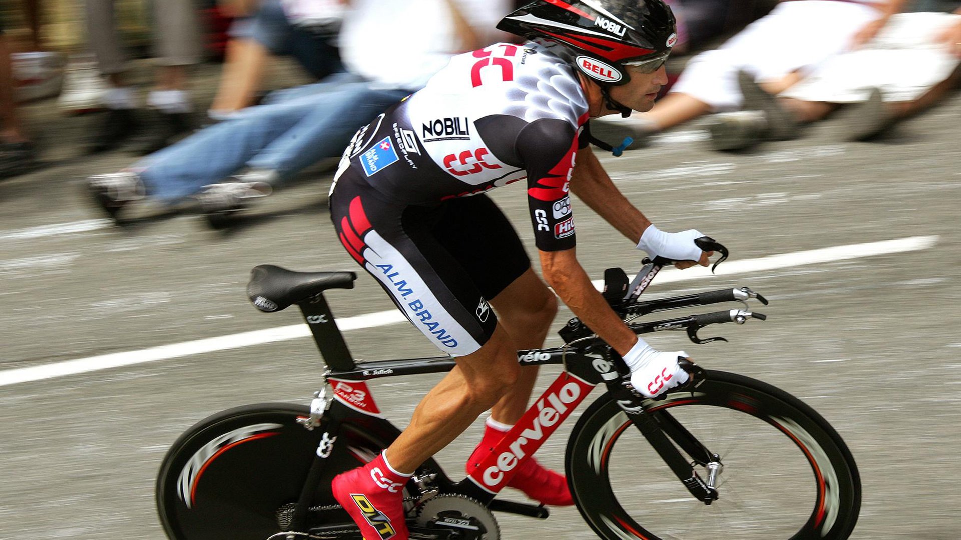 极限与浪潮，莫兰特冷血时刻与马刺团队美学的隔空对话