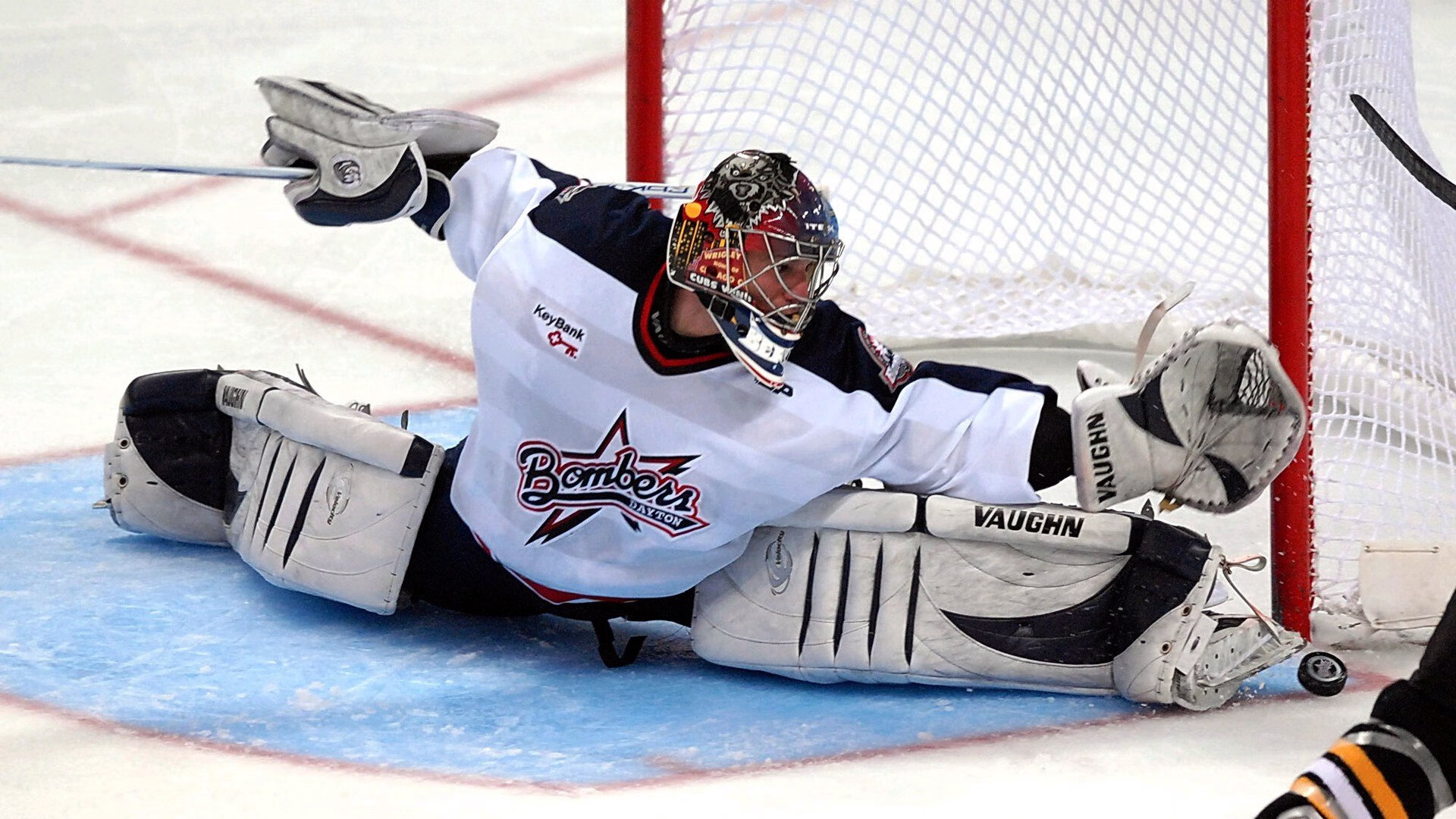 横扫之下,孤勇者郑思维,一场4比1里的唯一反光