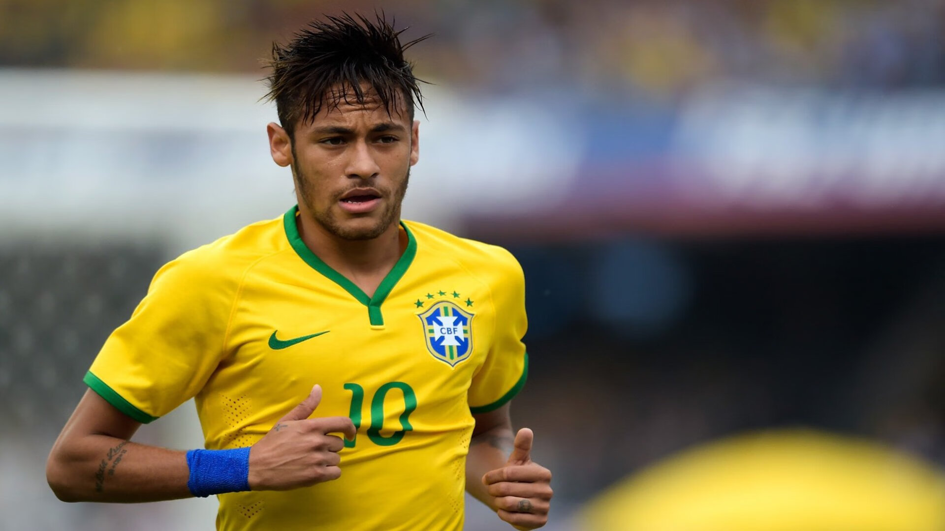 亚洲羽坛风云录,印尼队险胜泰国队,辛杜刷新纪录再铸辉煌